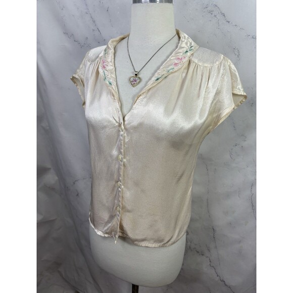 Vtg 70s You Babes Satin Button up Blouse S Cream Embroidery Collar Top Coquette - Picture 16 of 16